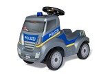 Ferbedo sunkvežimis su policijos ragu susuktais žaislais